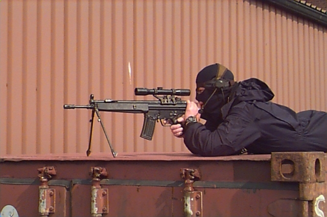 Рейнджер Ирландской Армии со снайперской модификацией HK33SG/1