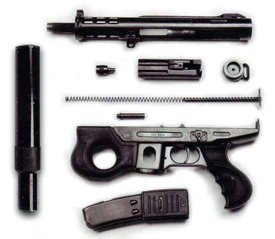 Неполная разборка пистолета-пулемета Agram 2000